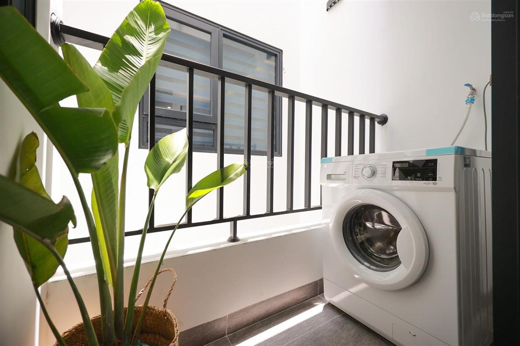 Cho thuê chdv full đồ 01 ngủ 01 khách mới tinh ở 121 yên phụ nhỏ, gần đường thanh niên, tây hồ, hn