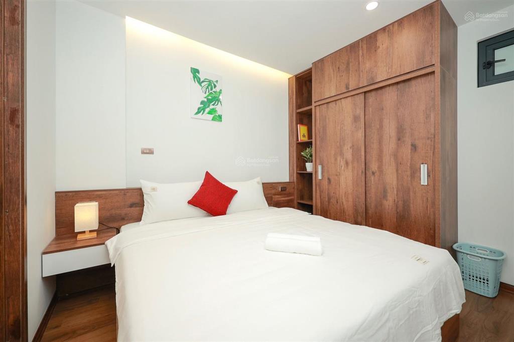 Cho thuê chdv full đồ 01 ngủ 01 khách mới tinh ở 121 yên phụ nhỏ, gần đường thanh niên, tây hồ, hn