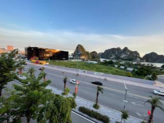 Cho thuê phòng khách sạn 3 sao full đồ ở dài hạn đối diện bảo tàng quảng ninh