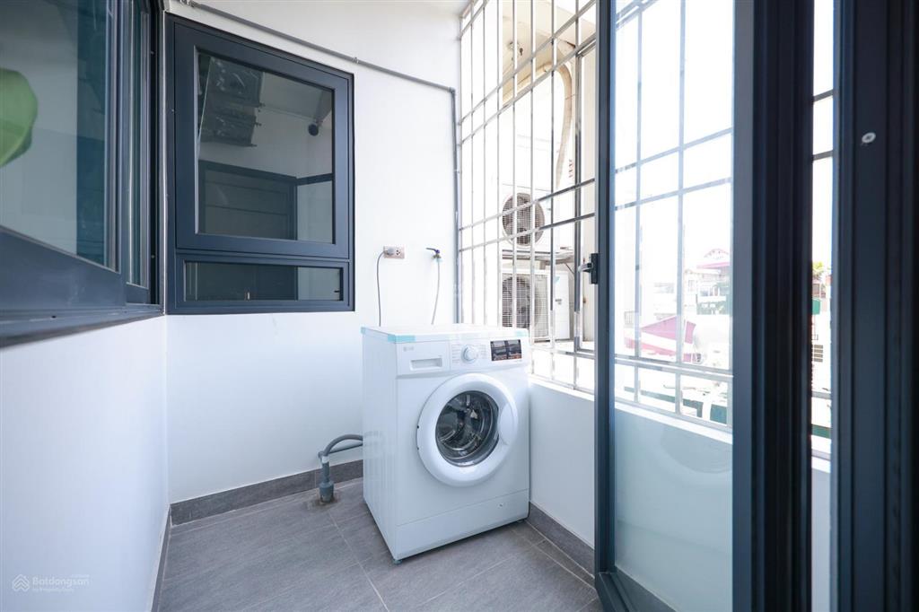 Cho thuê chdv full đồ 01 ngủ 01 khách mới tinh ở 121 yên phụ nhỏ, gần đường thanh niên, tây hồ, hn