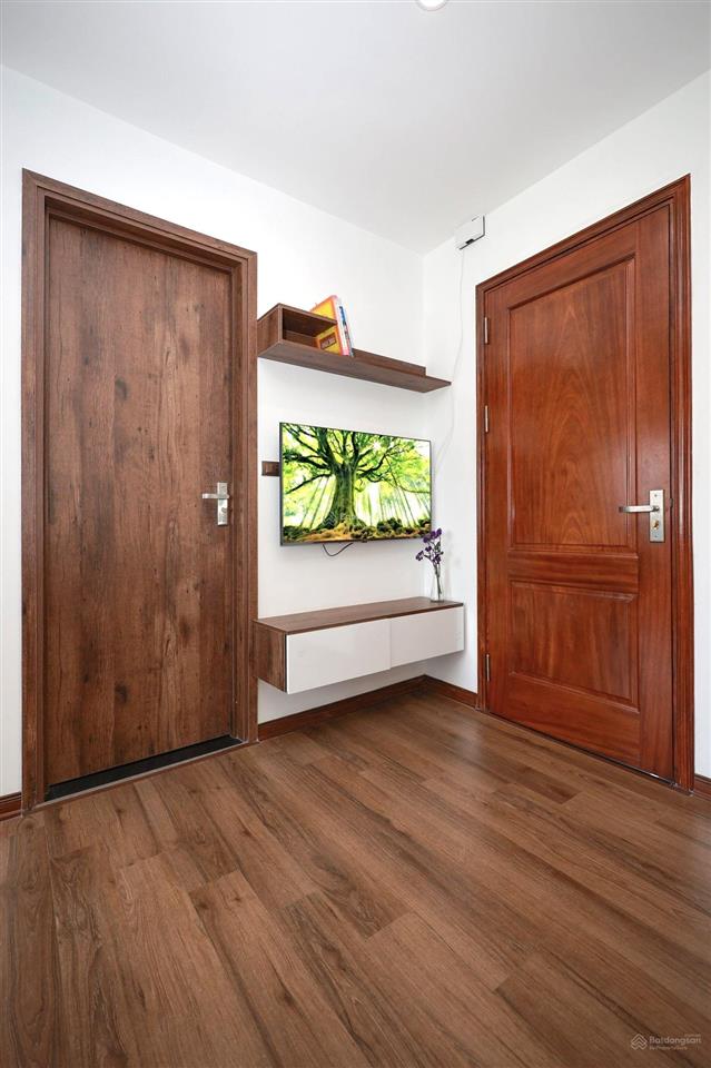 Cho thuê chdv full đồ 01 ngủ 01 khách mới tinh ở 121 yên phụ nhỏ, gần đường thanh niên, tây hồ, hn