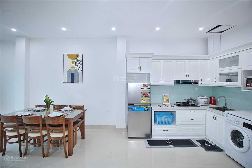 Cho thuê chdv full đồ 1k1n ở 13 yên phụ nhỏ, cạnh thanh niên, đối diện ks pan pacific, hồ trúc bạch