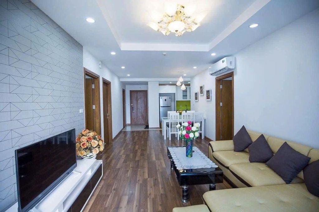 Cần bán gấp căn hộ chung cư Nam Cường ngõ 234 Hoàng Quốc Việt – 2PN và 3PN.