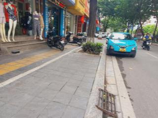 (chính chủ). cần bán nhà phân lô mặt phố trần đăng ninh  40m2 sổ đỏ  thang máy  30 tỷ (có giảm)