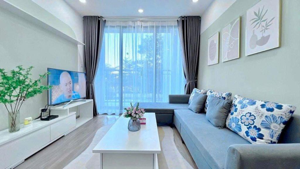 Bán gấp căn hộ chung cư N04B Ngoại Giao Đoàn – DT 130m2 ( căn góc 3PN)