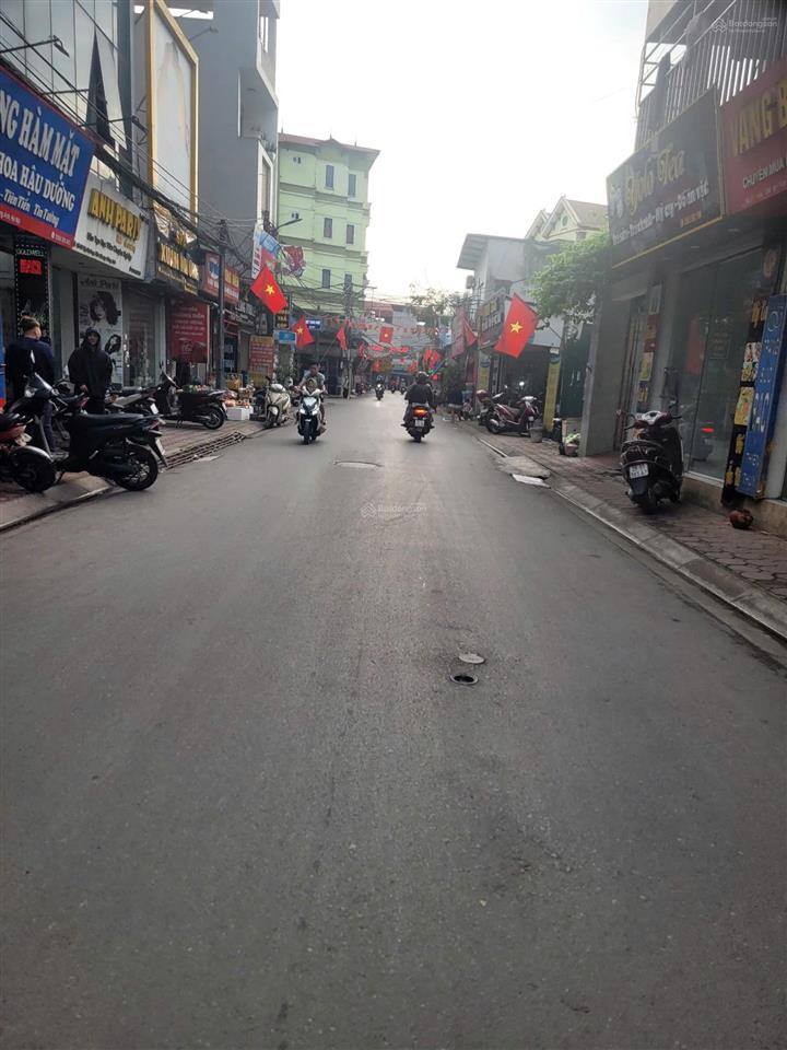 Cần bán lô đất trong khu dân cư thôn hậu dưỡng, gần khu cn thăng long
