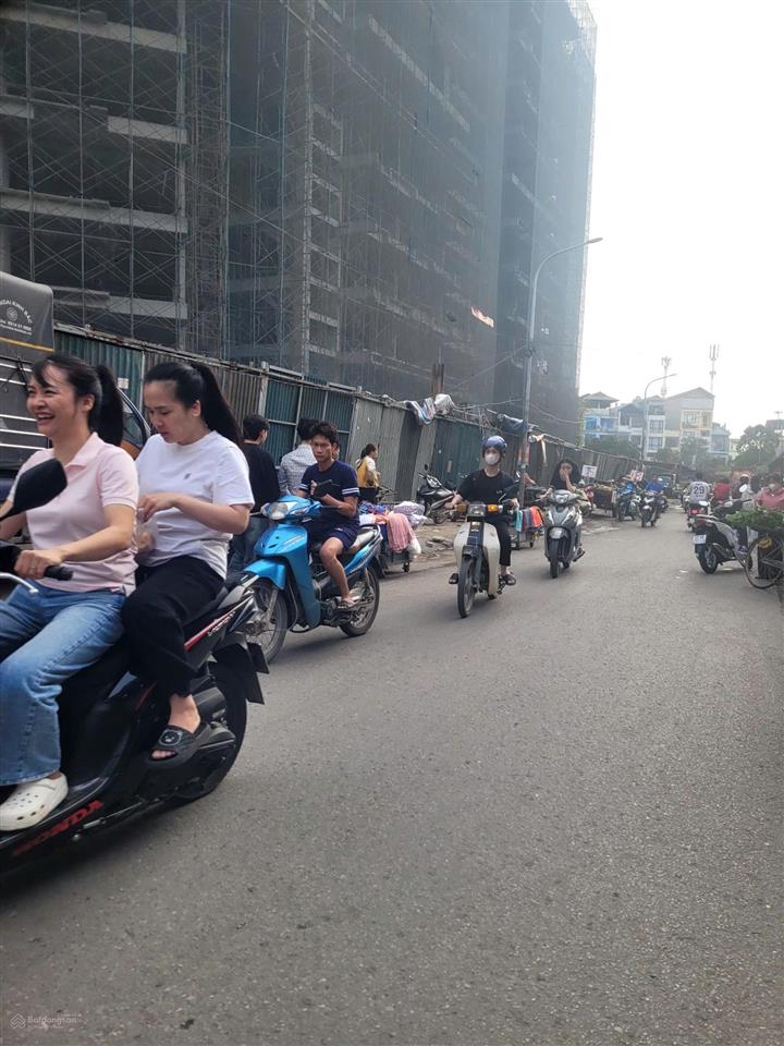 Cần bán lô đất trong khu dân cư thôn hậu dưỡng, gần khu cn thăng long