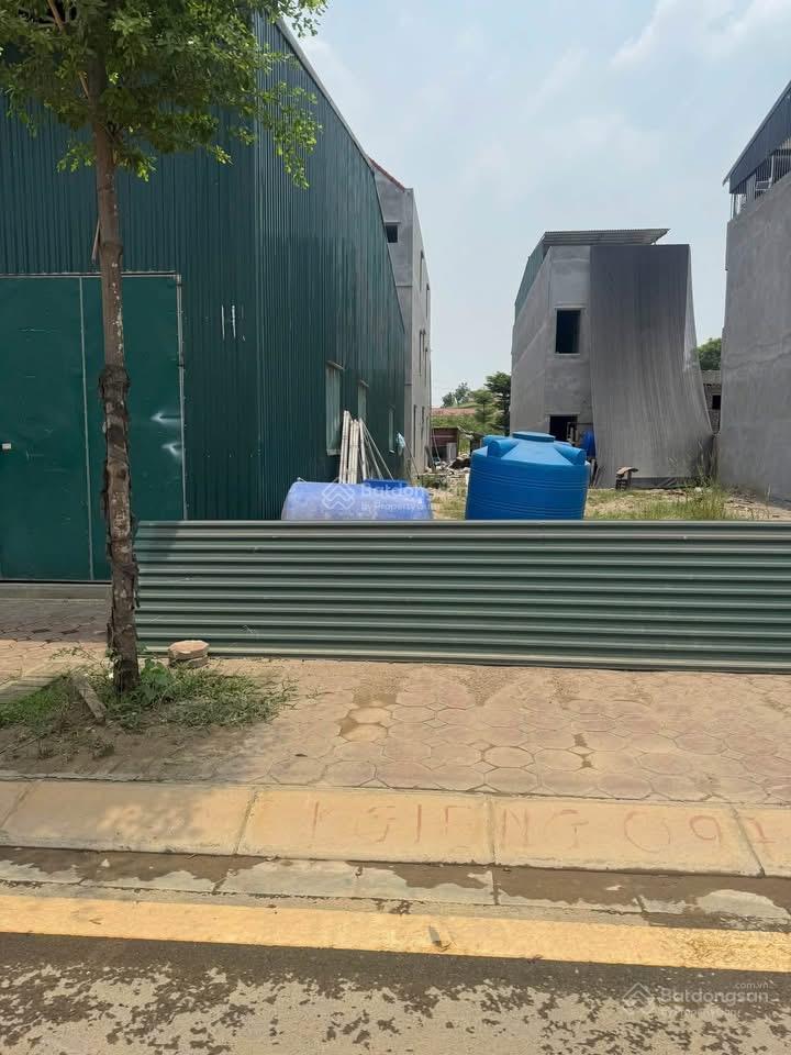 90m2 đất tđc vĩnh khúc. block gần trường