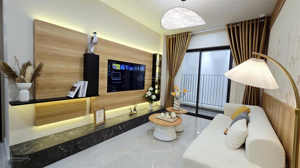 Hot! độc quyền căn đẹp giá tốt  bcons center city thanh toán 150 tr vay bank 80%, full nội thất