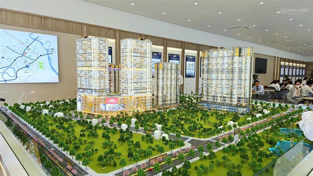 Hot! độc quyền căn đẹp giá tốt  bcons center city thanh toán 150 tr vay bank 80%, full nội thất