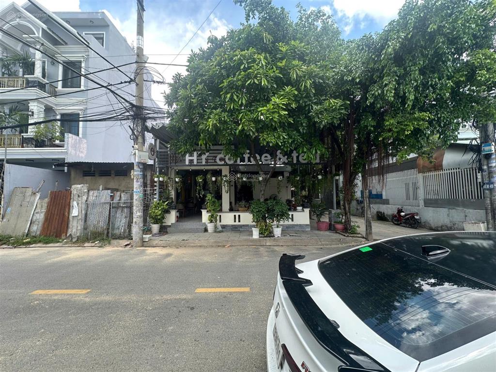 Chính chủ ngộp cần bán nhà góc 2 mặt tiền đường tch16, quận 12  đang kinh doanh quán cafe
