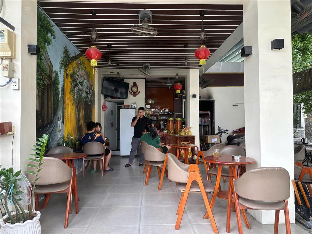 Chính chủ ngộp cần bán nhà góc 2 mặt tiền đường tch16, quận 12  đang kinh doanh quán cafe