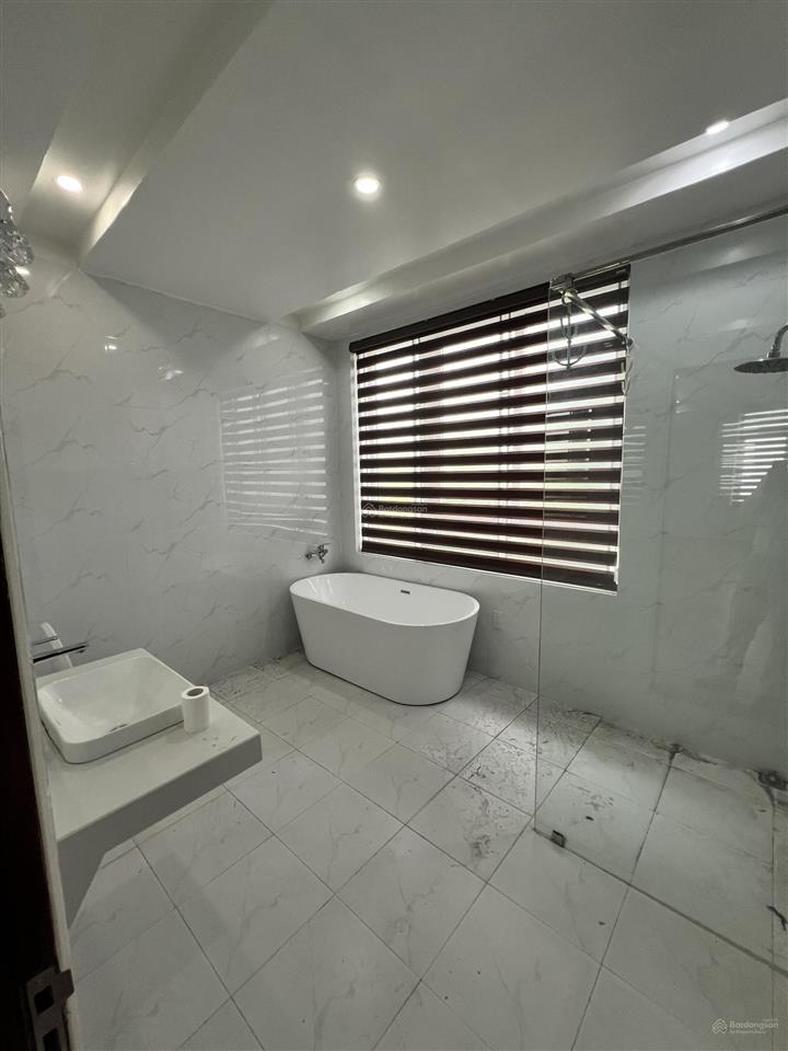 Biệt thự 290m2 x 3 tầng sân cổng khu mê linh  anh dũng. giá 14,8 tỷ (thỏa thuận)