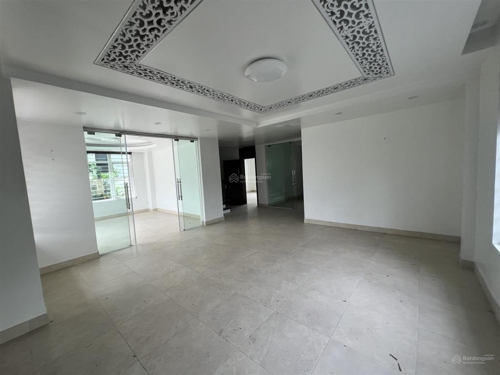 Biệt thự 290m2 x 3 tầng sân cổng khu mê linh  anh dũng. giá 14,8 tỷ (thỏa thuận)