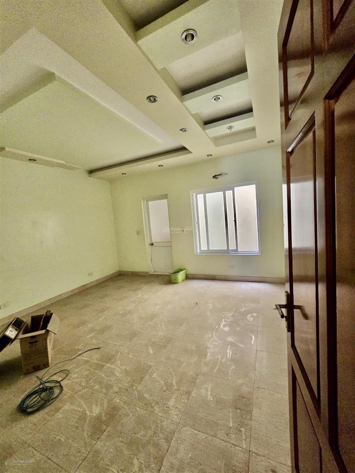Cần bán căn 5 tầng x 100m (5x20) mặt đường hạ lý. giá chỉ 12,8 tỷ