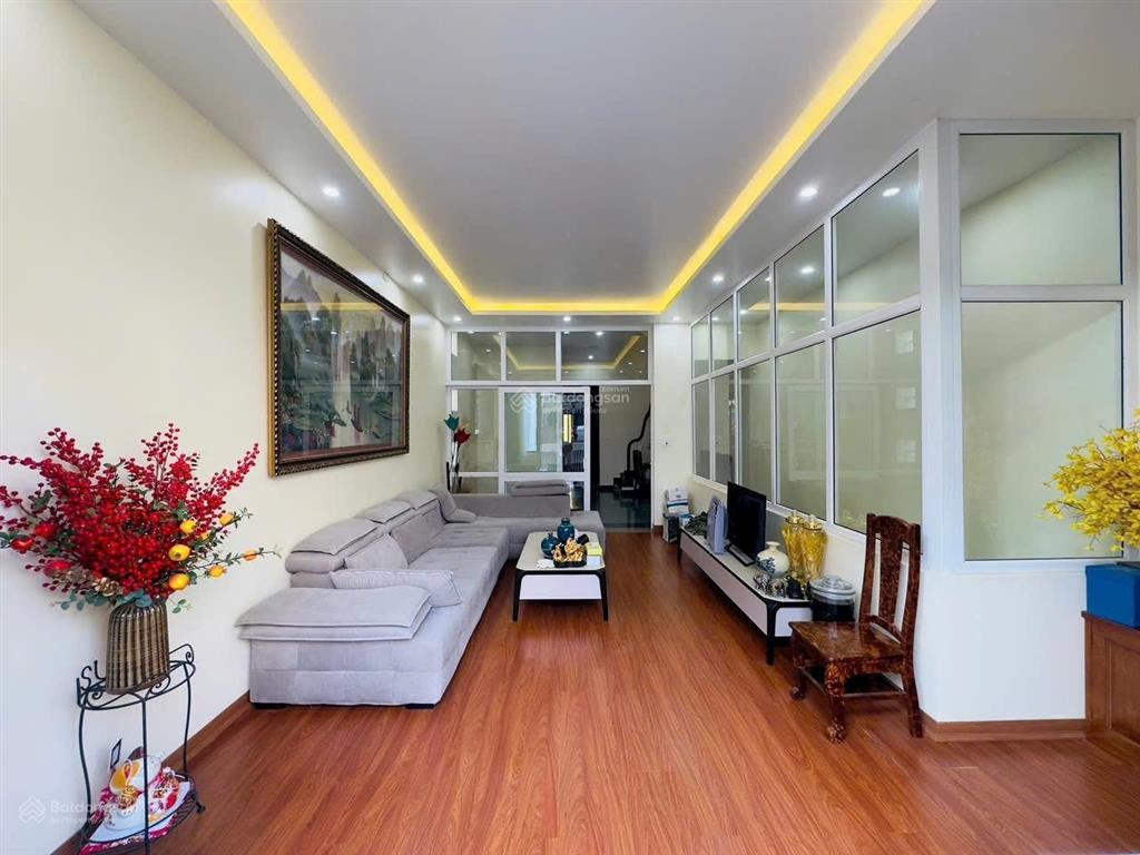 Nhà 5 tầng x 100m thang máy tuyến 2 icc quán mau. giá 15.3 tỷ