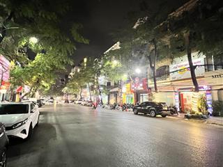 Nhà 4 tầng x 90m mặt đường văn cao. đang hđ thuê ổn định. giá 20.5 tỷ ( thoả thuận )