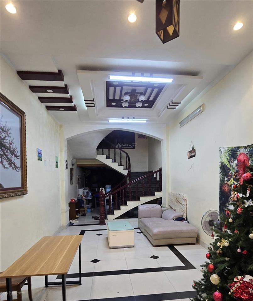 Nhà 4 tầng x80m khu phân lô lê chân  hai bà trưng. ô tô thoải mái. giá 8,6 tỷ