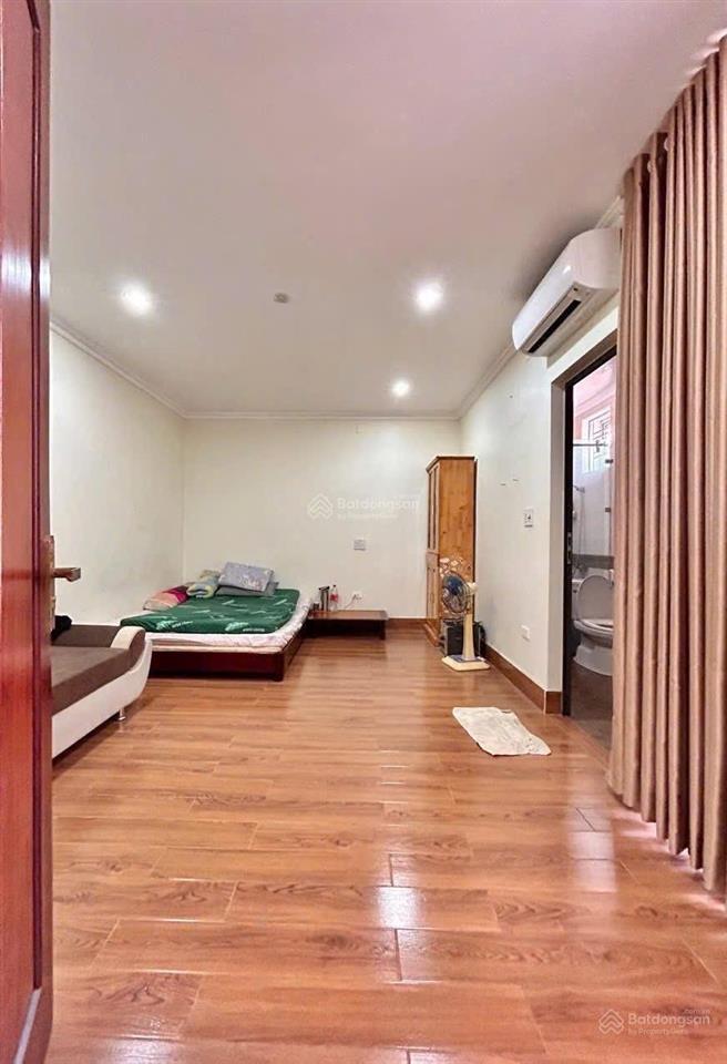 Nhà 6 tầng thang máy x 100m mặt đường trần nguyên hãn. giá chỉ 15.5 tỷ