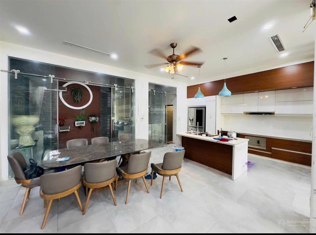 Bán biệt thự mini 150m2 x 3 tầng khu phân lô lê hồng phong. giá hơn 12 tỷ