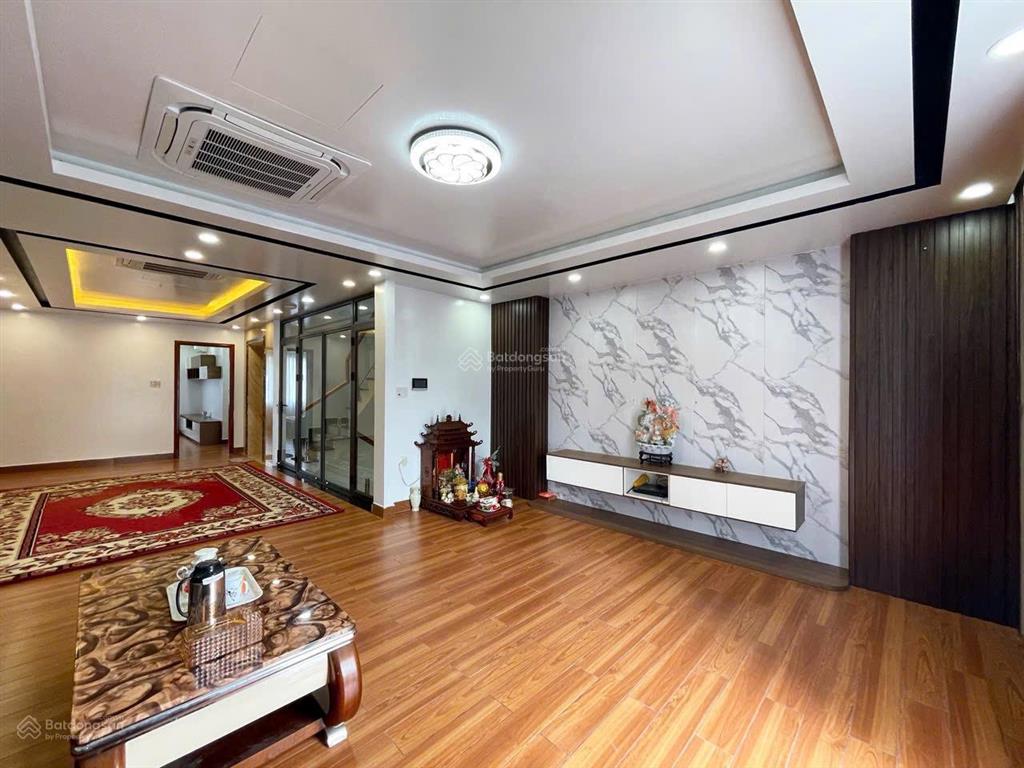 Bán căn liền kề 114m thang máy waterfron 1. giá 14.9 tỷ