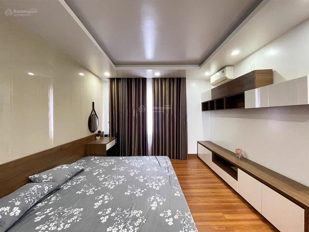 Bán căn liền kề 114m thang máy waterfron 1. giá 14.9 tỷ