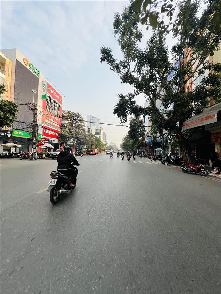 Bán căn mặt đường trần nguyên hãn. đang hđ thuê 65tr/tháng. giá 30 tỷ