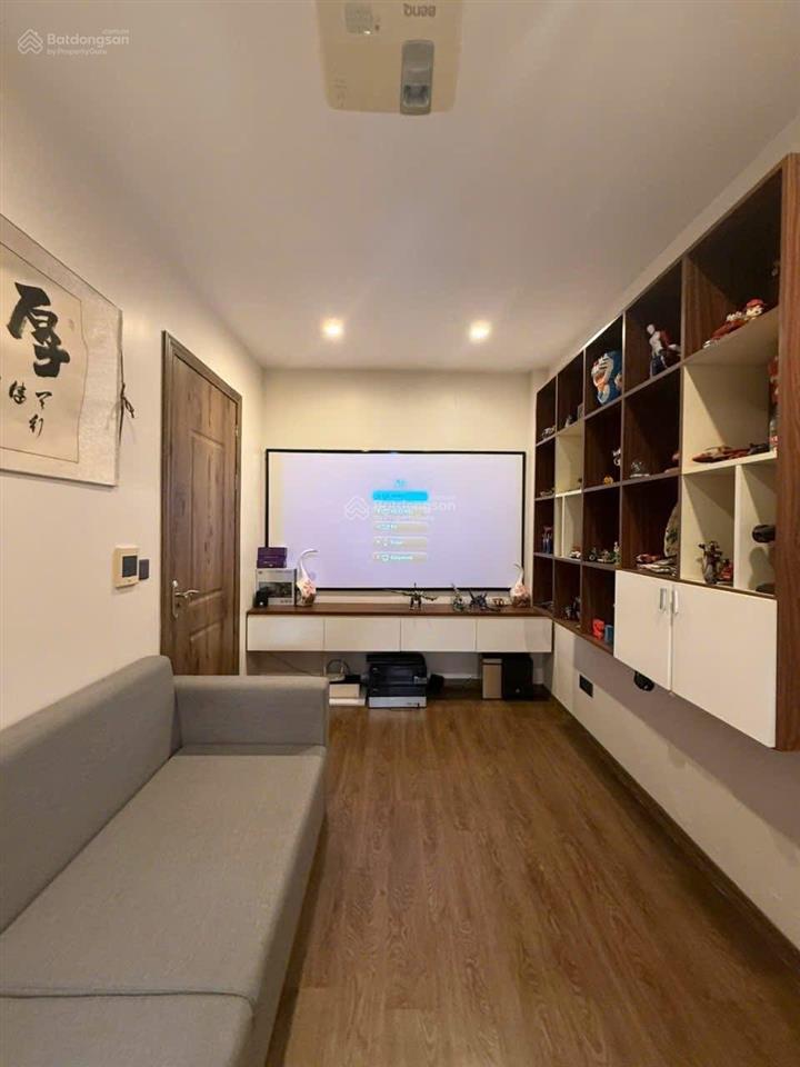 Nhà 3 tầng x 180m2 cực đẹp khu 193 văn cao. giá chỉ 16,3 tỷ