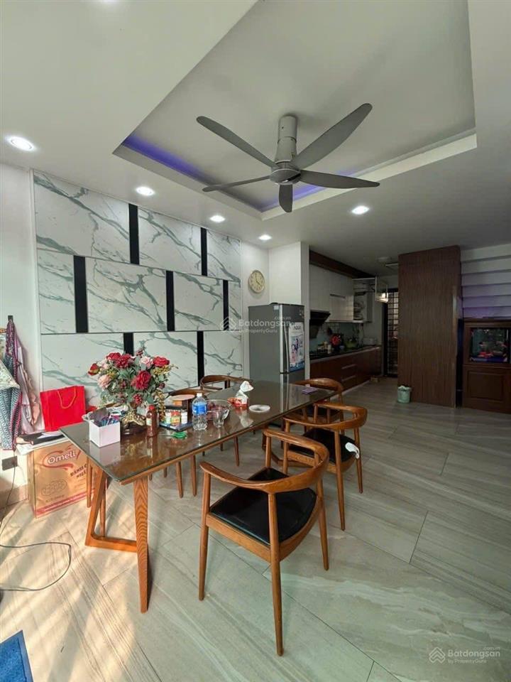 Nhà 3 tầng x 180m2 cực đẹp khu 193 văn cao. giá chỉ 16,3 tỷ