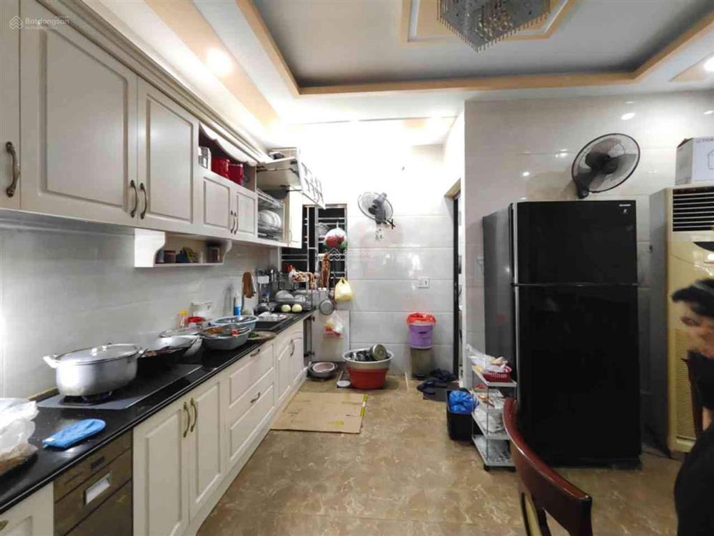 Bán nhà 108m2 x 3 tầng mặt đường tuyến 2 lê lợi. kinh doanh tốt. giá 11,5 tỷ