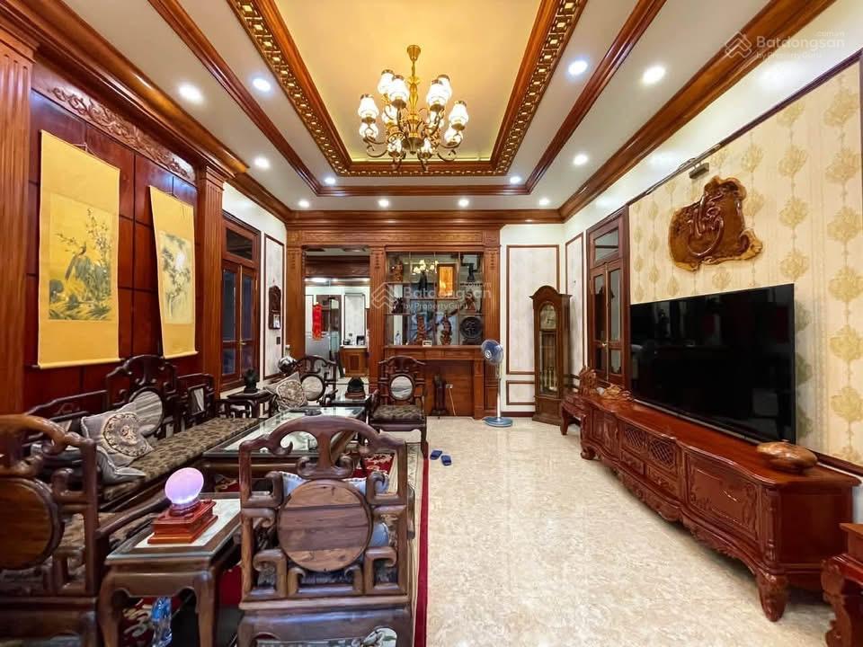 Biệt thự 300m tuyến 2 lê hồng phong. giá chỉ 23,7 tỷ (thỏa thuận)