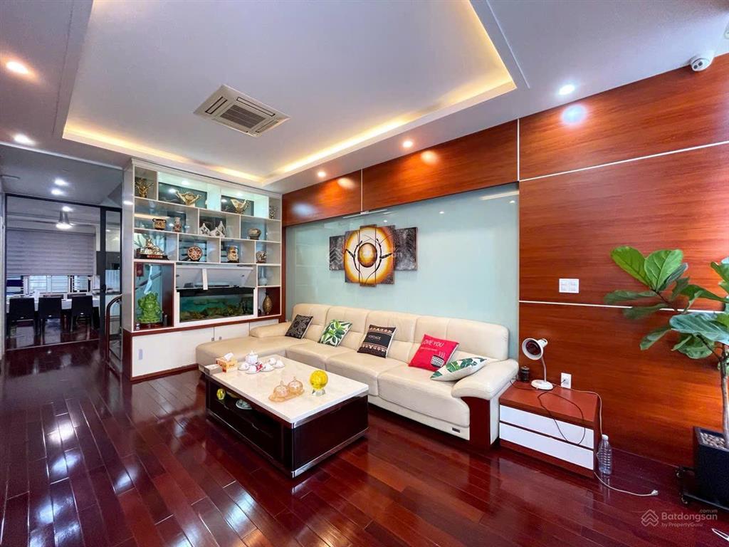 Bán căn 82.5m2 x 5 tầng thang máy lô 26 lê hồng phong. giá 13.9 tỷ