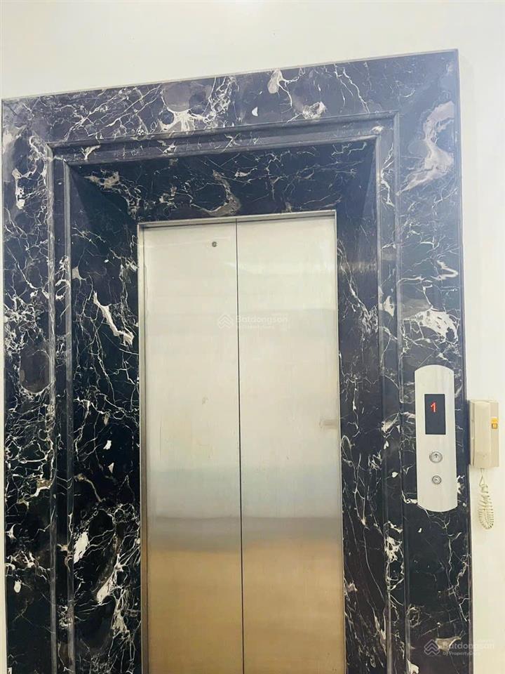 Bán căn 82.5m2 x 5 tầng thang máy lô 26 lê hồng phong. giá 13.9 tỷ
