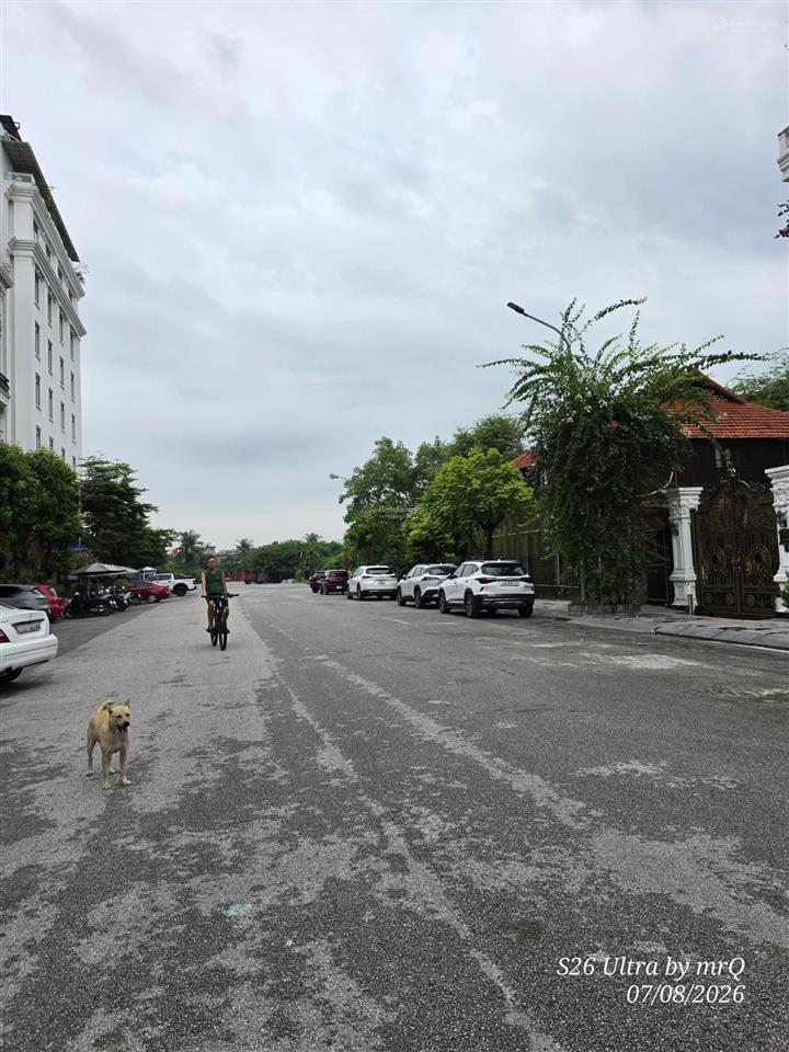 Bán đất biệt thự 200m lô 3d lê hồng phong. giá chỉ 100tr/m.