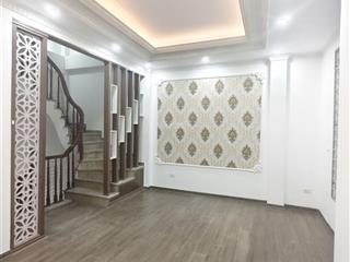 Bán nhà thọ am  thanh trì  38m2 x 4 tầng  giá 4.5 tỷ  sổ đỏ chính chủ