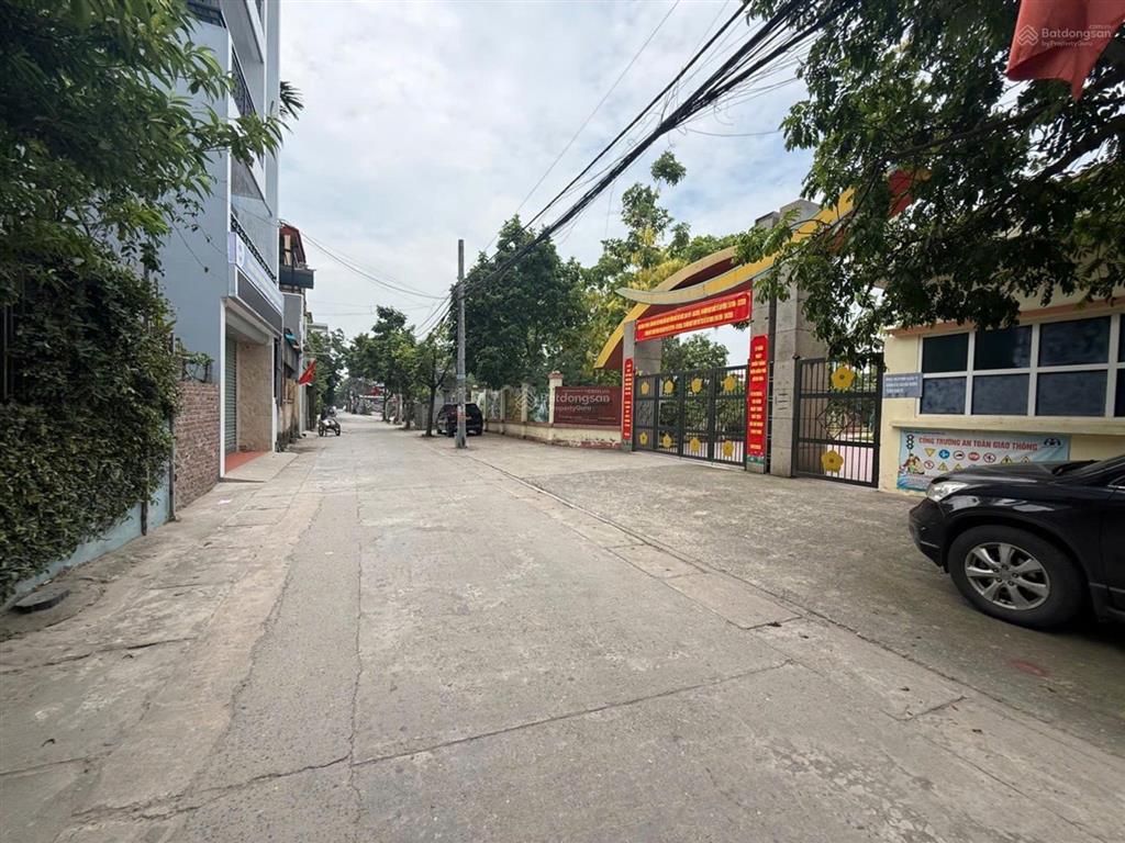 Chính chủ gửi bán đất phân lô vạn phúc thanh trì  dt 81m  ô tô tránh  giá 5.5 tỷ