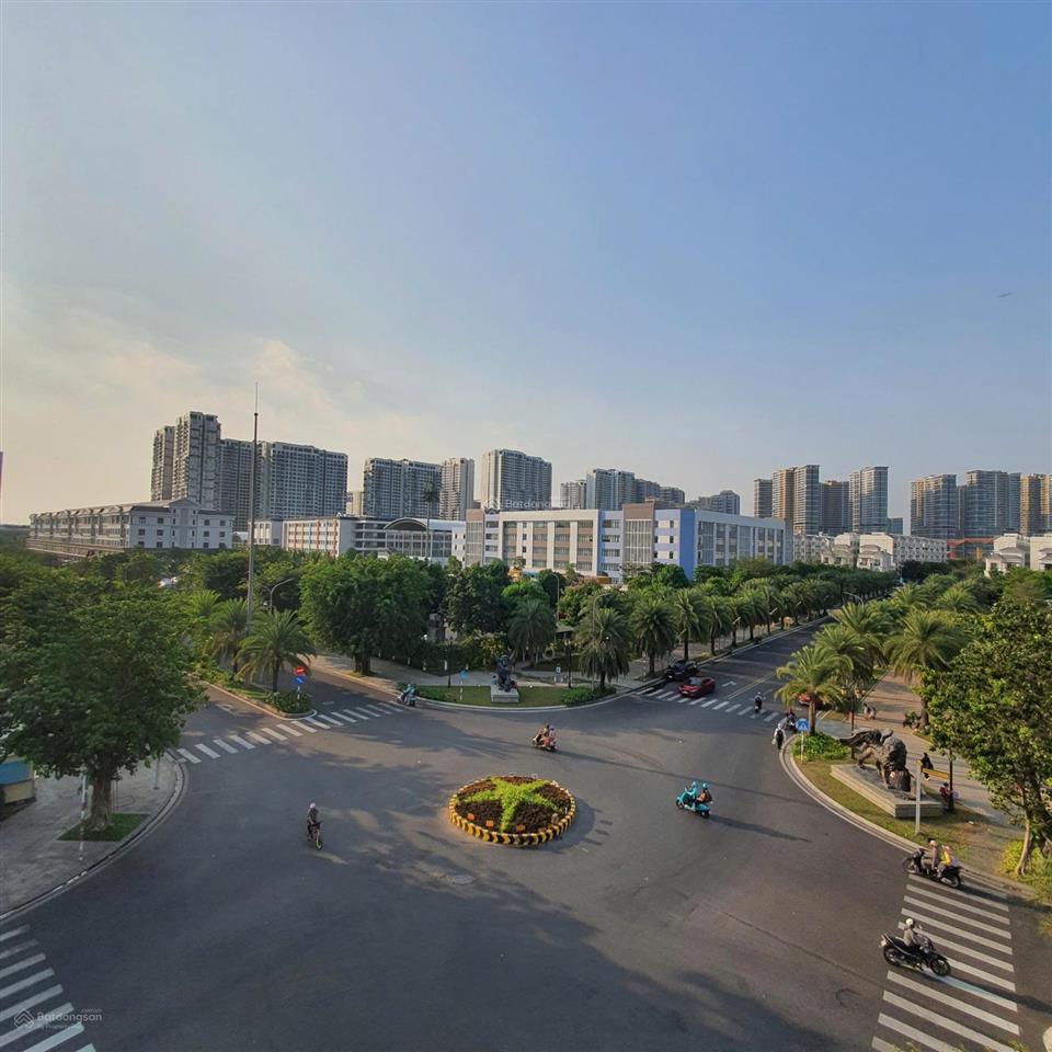 Boutique villas góc độc bản, ngay vòng xoay d2a/nx  lp, vị trí vip nhất vinhomes grand park