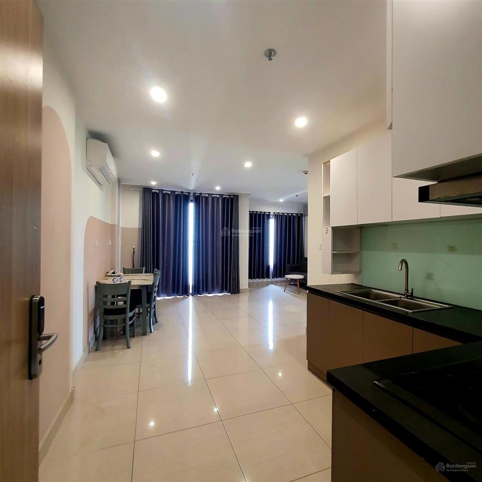 Bán 2pn + 1 (69m2) full nt, tầng trung view thoáng, sẵn sổ hồng, công chứng nhanh giá 3.2tỷ all in