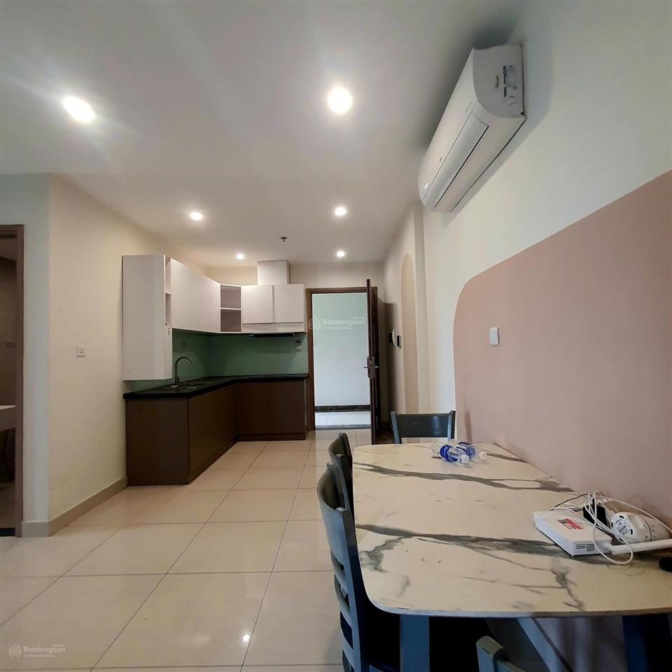 Bán 2pn + 1 (69m2) full nt, tầng trung view thoáng, sẵn sổ hồng, công chứng nhanh giá 3.2tỷ all in