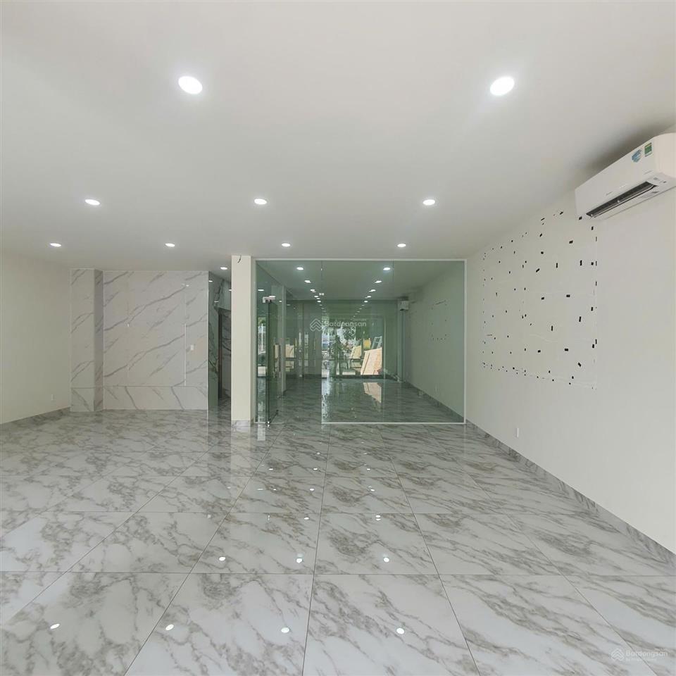 Cho thuê tòa nhà 6 tầng, hoàn thiện mới đẹp, vị trí mt nx  lp, đối diện vinschool, vinmec