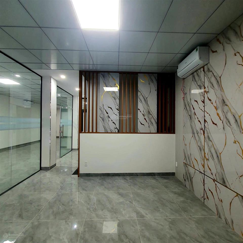 Cho thuê tòa vp 6 tầng mới đẹp, có tm, ml, bếp, 4 phòng  thích hợp ở, mở vp, trường học, gym, spa