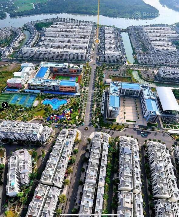 Bán nhà phố 6tầng, đã hoàn thiện, sẵn hđ thuê  gần kế vinschool, vincom  giá rẻ thị trường