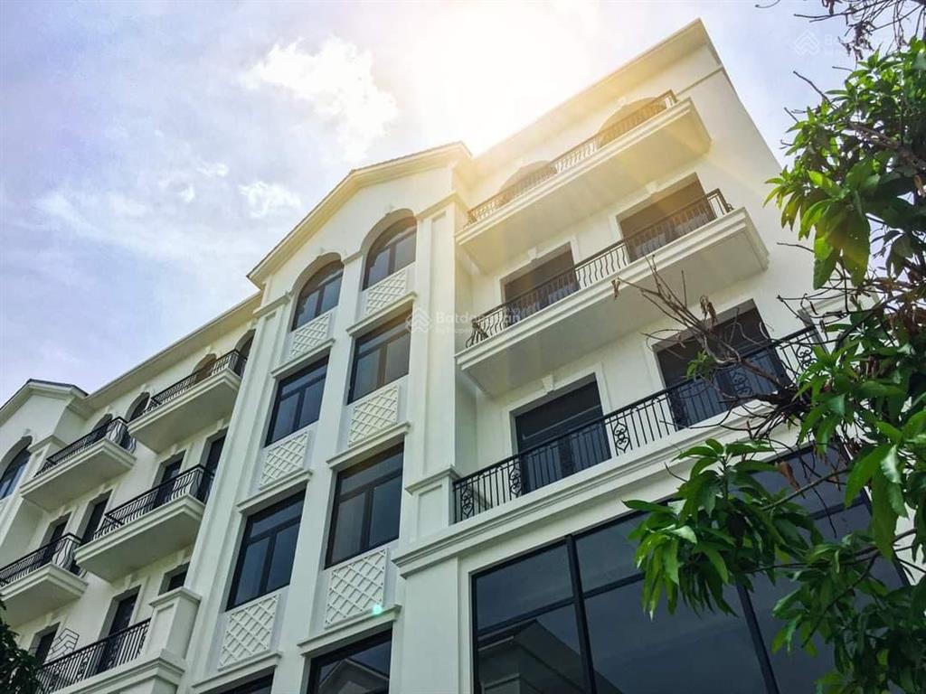 Siêu hời, nhà liền kề 6 tầng, 144m2 (8x18) nổi bật phân khúc, sẵn sổ công chứng nhanh