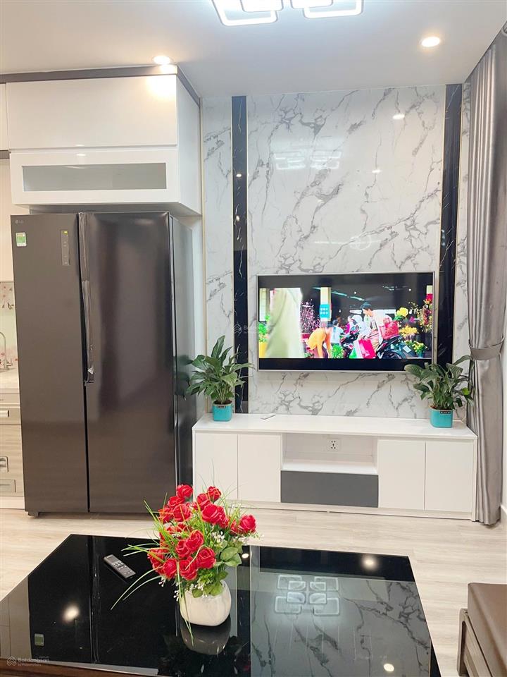 Chính chủ cần bán gấp căn hộ 1 ngủ + 1 tại vinhomes ocean park giá chỉ 2.85 tỷ.  0936 721 ***