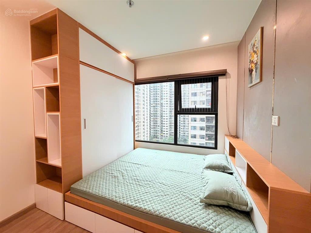 Cần tiền bán gấp căn 2 phòng ngủ 2wc toà s2 tại vinhomes ocean park. giá chỉ 3.75 tỷ