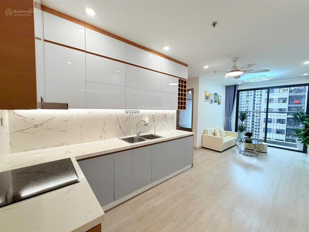 Cần tiền bán gấp căn 2 phòng ngủ 2wc toà s2 tại vinhomes ocean park. giá chỉ 3.75 tỷ