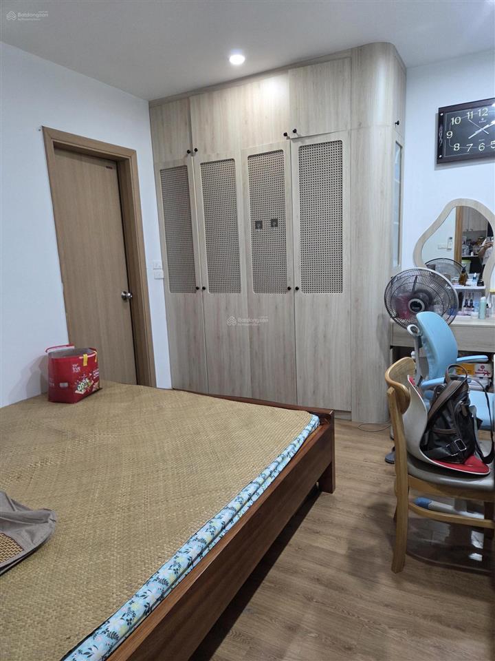 Chung cư 2 ngủ 2 vệ sinh 58 m2. nhà hút tài lộc.