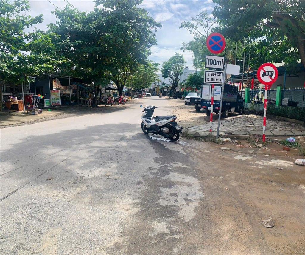 Chào bán lô đát mặt tiền lệ sơn hòa tiến. sát ngay chợ lệ trạch
