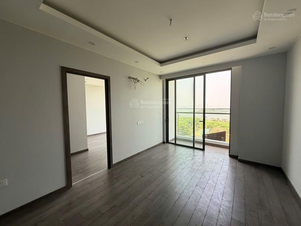 Cần bán nhanh căn hộ 2n + 1 view cầu bãi cháy dự án the ruby hạ long  sdcc có hỗ trợ ngân hàng.