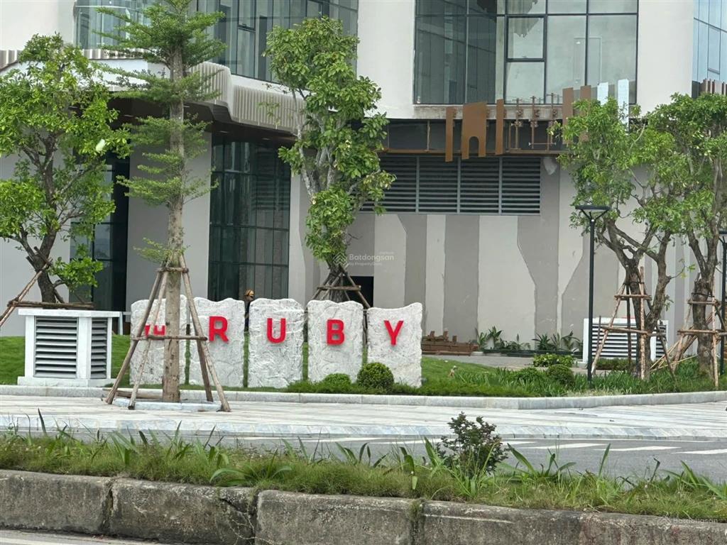 Bán căn hộ 73m2 view biển cửa lục dự án the ruby hạ long giá 2,5 tỷ  sdcc.  0978 826 ***